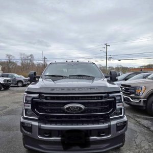 2022 Ford F-250 · Lariat